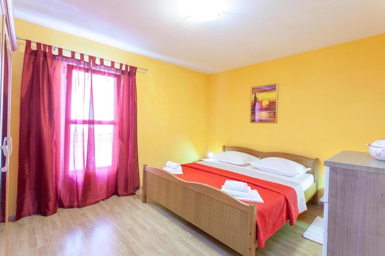 Kwatera prywatna Prlić 3 Makarska